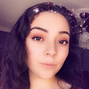 Meet your Posher, Claraclara